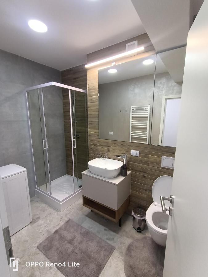D&N Relax Apartment Braşov Buitenkant foto